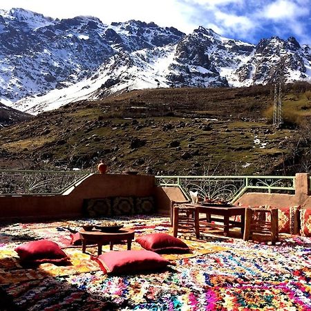 Gite Entre Les Vallees Hotell Tacheddirt Eksteriør bilde